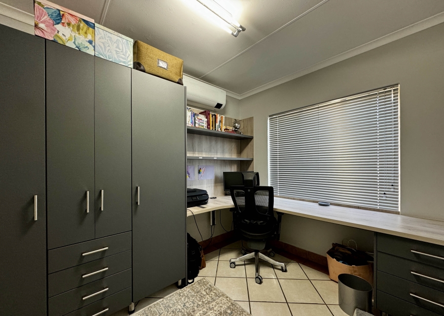 To Let 3 Bedroom Property for Rent in Equestria Gauteng