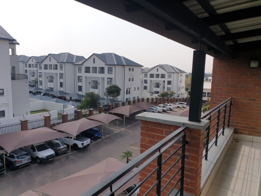 1 Bedroom Property for Sale in Greenstone Hill Gauteng