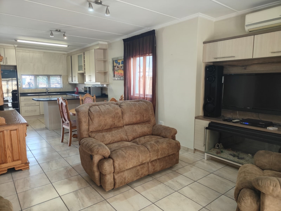 3 Bedroom Property for Sale in Riverspray Lifestyle Estate Gauteng
