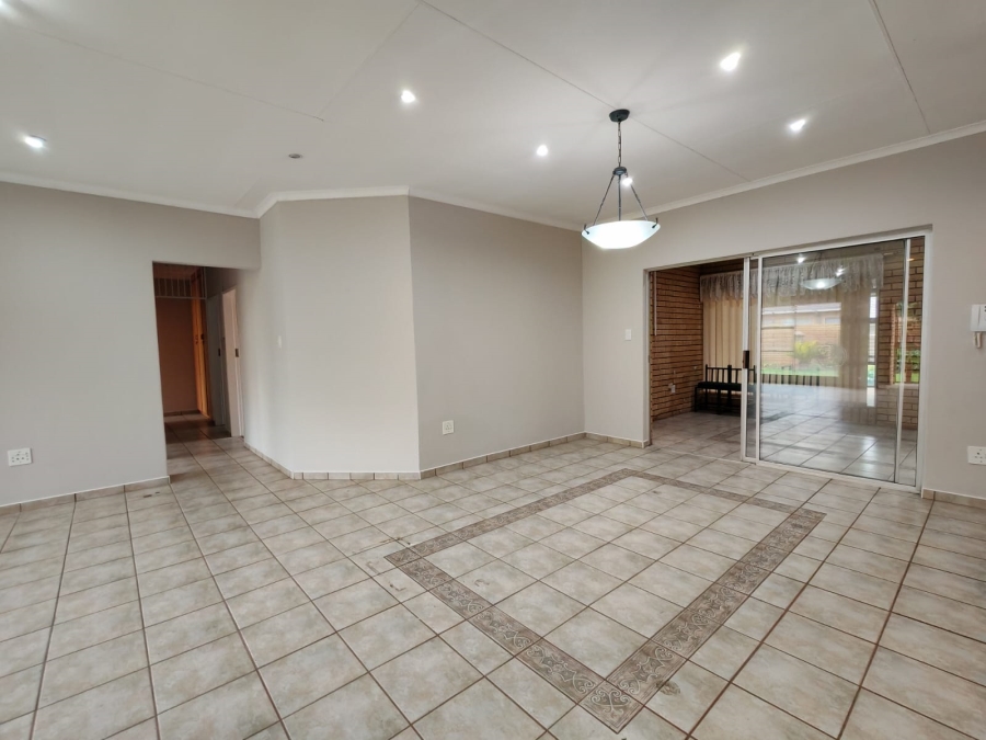 3 Bedroom Property for Sale in Three Rivers Gauteng
