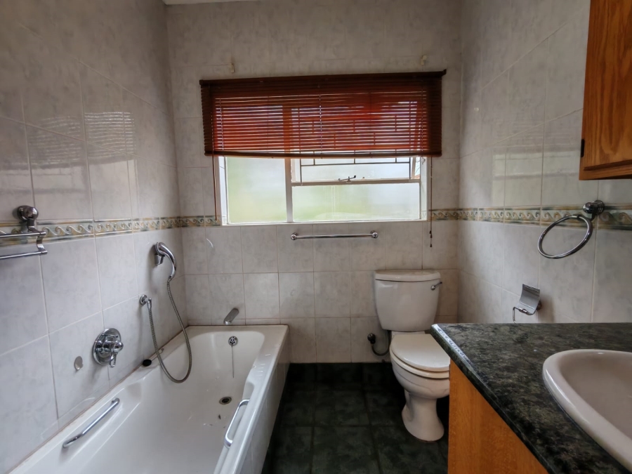 3 Bedroom Property for Sale in Three Rivers Gauteng