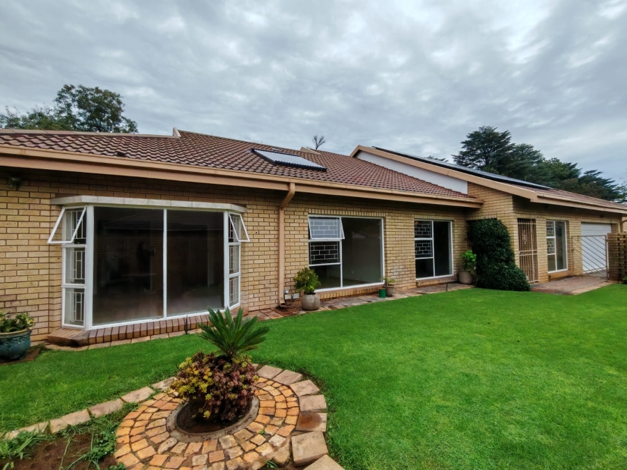3 Bedroom Property for Sale in Three Rivers Gauteng