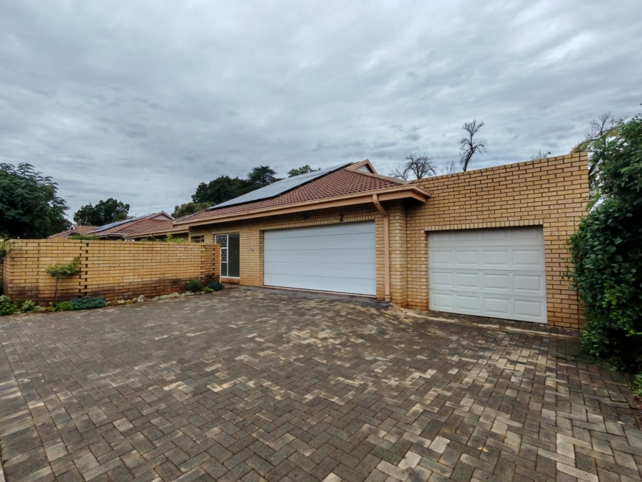 3 Bedroom Property for Sale in Three Rivers Gauteng