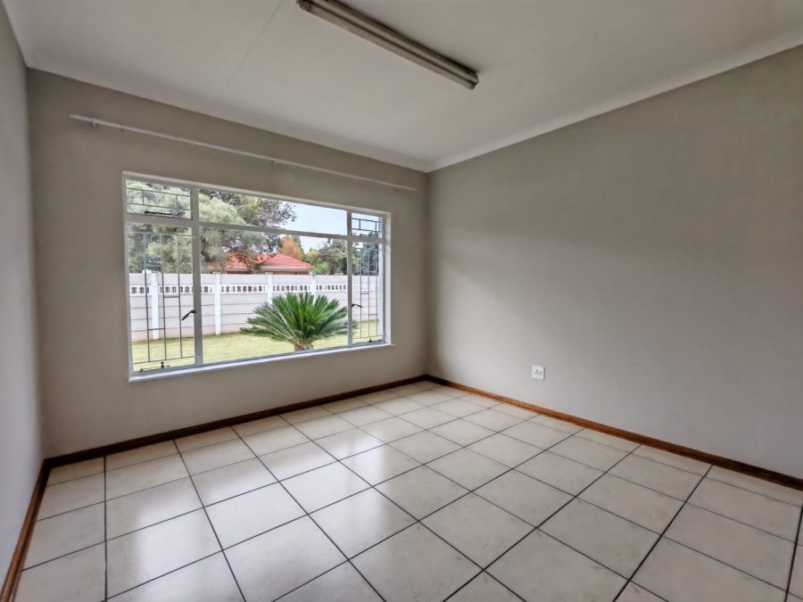 4 Bedroom Property for Sale in Three Rivers East Gauteng