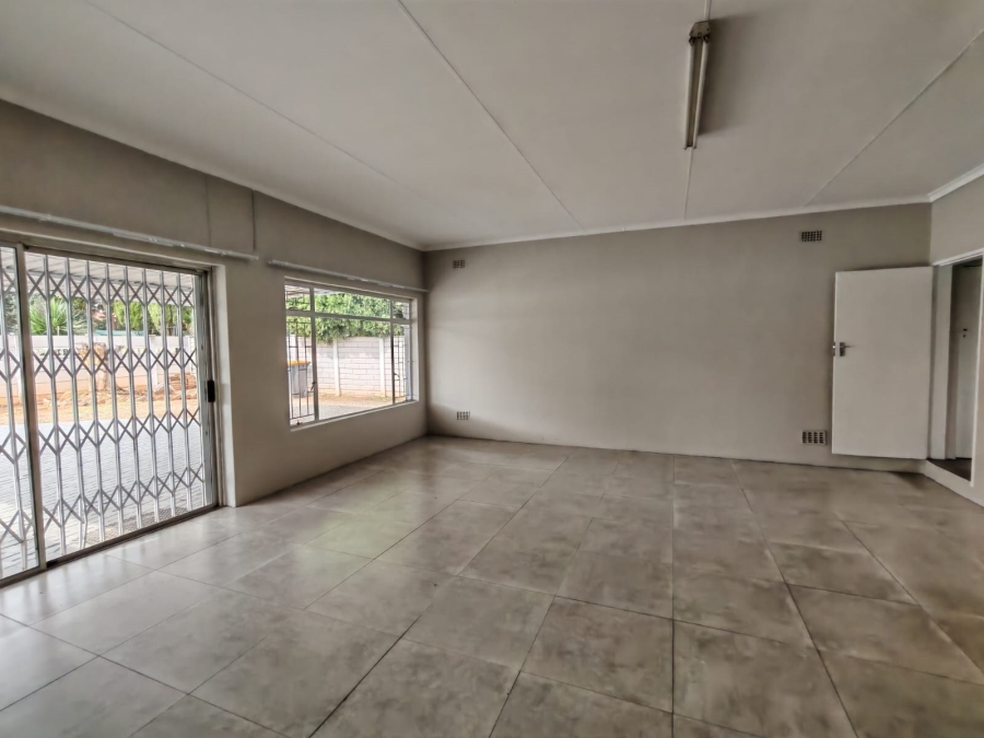 4 Bedroom Property for Sale in Three Rivers East Gauteng