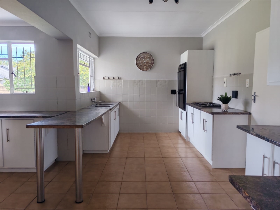 4 Bedroom Property for Sale in Three Rivers East Gauteng