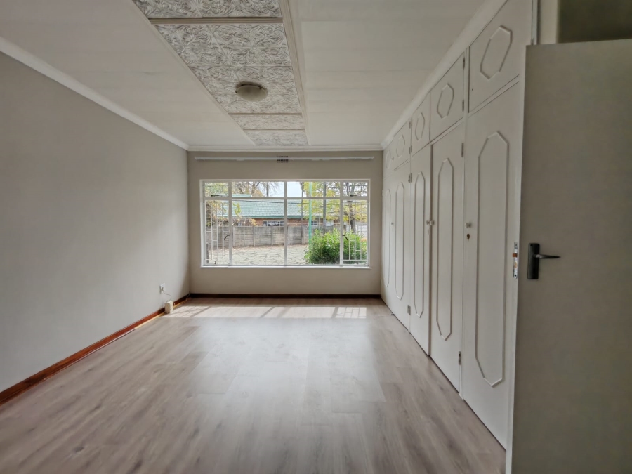 4 Bedroom Property for Sale in Three Rivers East Gauteng