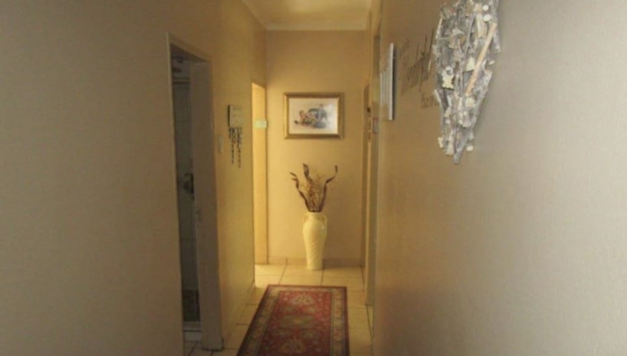 4 Bedroom Property for Sale in Vanderbijlpark SW 1 Gauteng