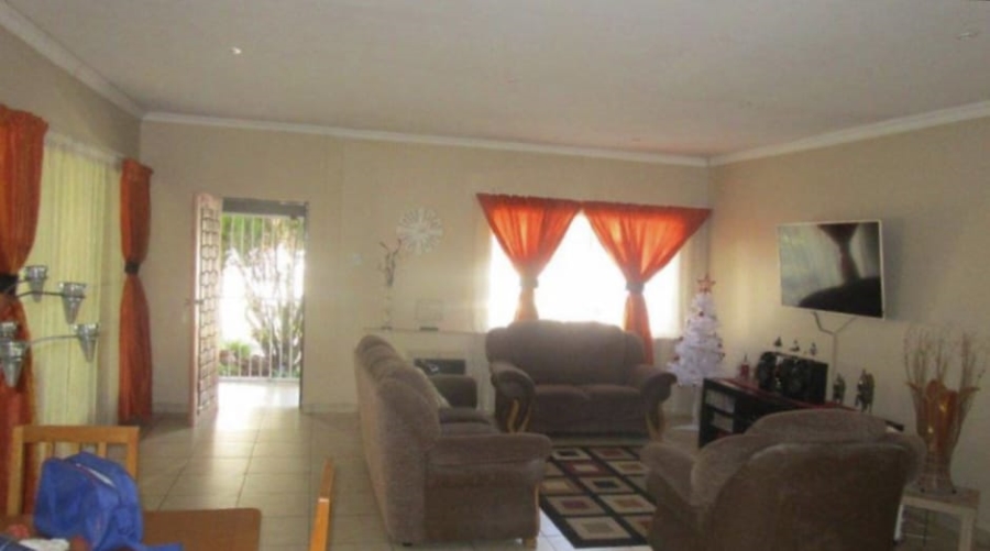 4 Bedroom Property for Sale in Vanderbijlpark SW 1 Gauteng