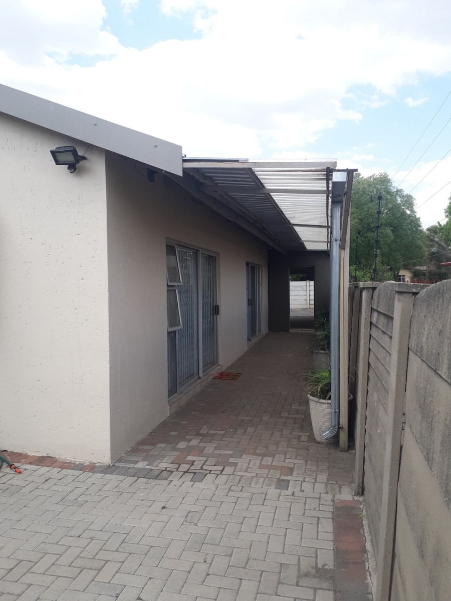 4 Bedroom Property for Sale in Vanderbijlpark SW 1 Gauteng