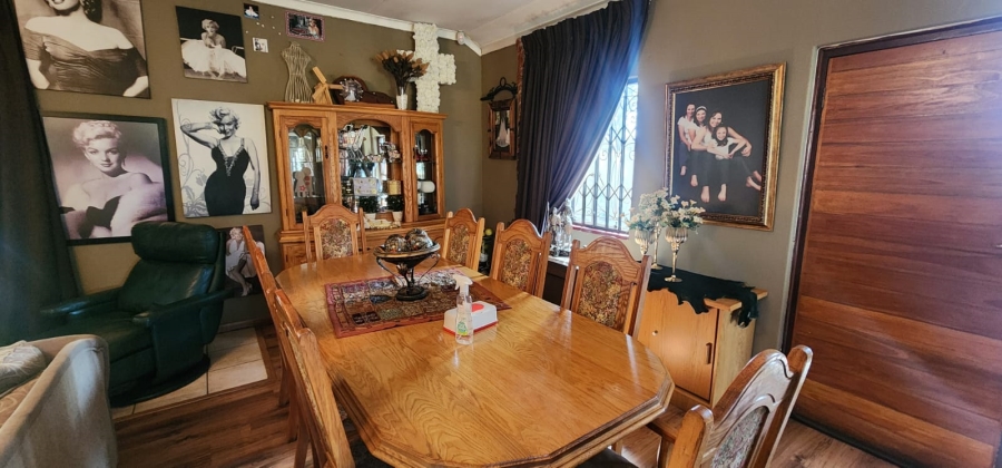 4 Bedroom Property for Sale in Vanderbijlpark SW 1 Gauteng