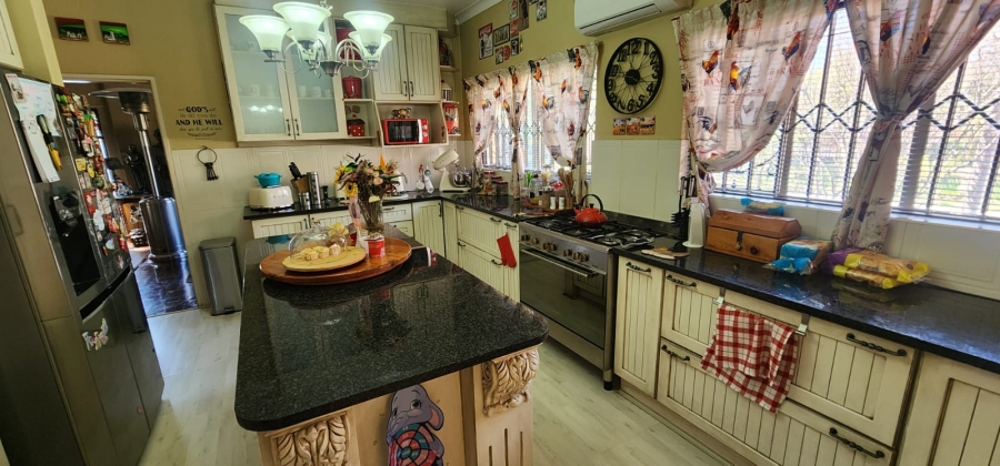 4 Bedroom Property for Sale in Vanderbijlpark SW 1 Gauteng