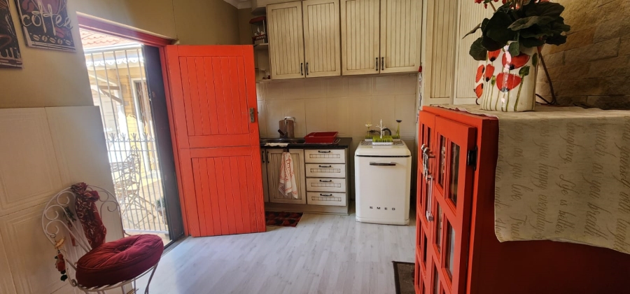 4 Bedroom Property for Sale in Vanderbijlpark SW 1 Gauteng