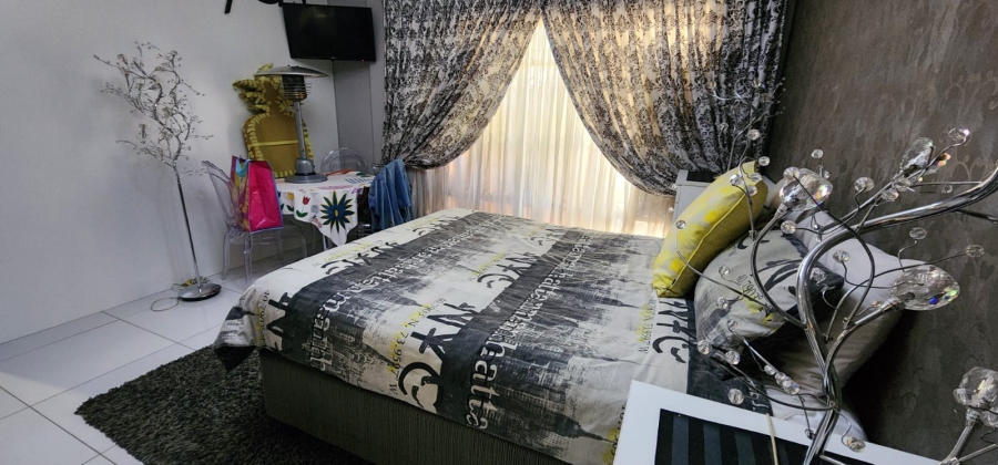 4 Bedroom Property for Sale in Vanderbijlpark SW 1 Gauteng