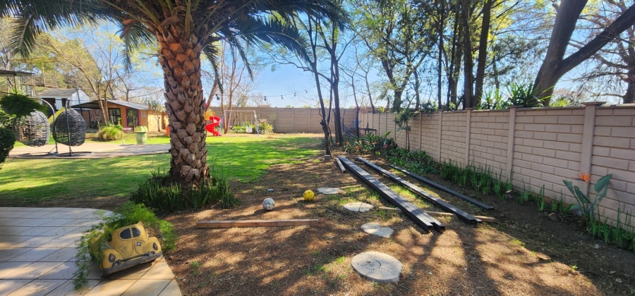 4 Bedroom Property for Sale in Vanderbijlpark SW 1 Gauteng