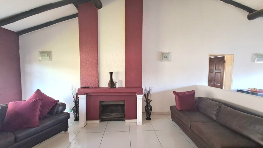 3 Bedroom Property for Sale in Three Rivers Gauteng
