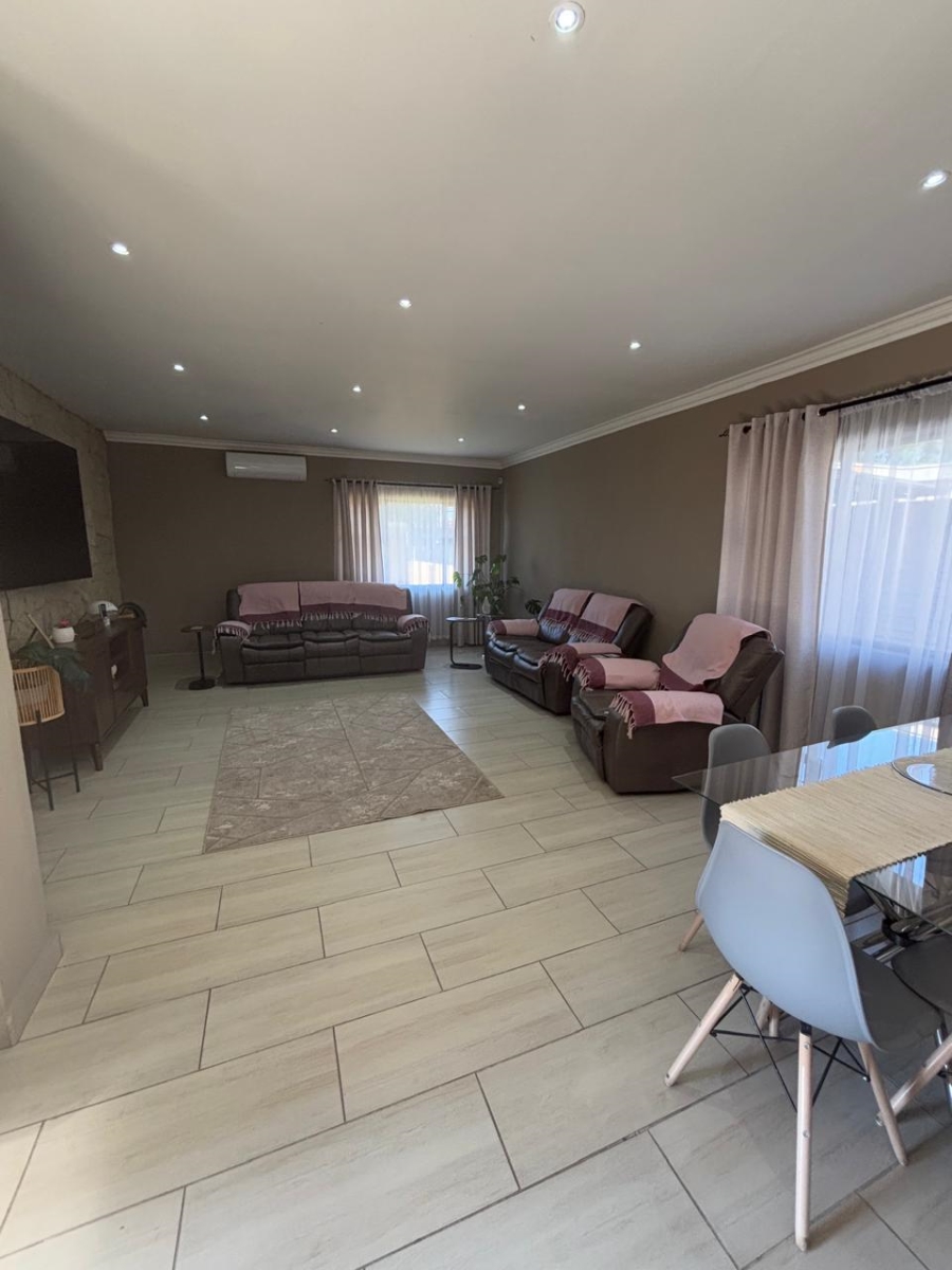 3 Bedroom Property for Sale in Vanderbijlpark SW 1 Gauteng