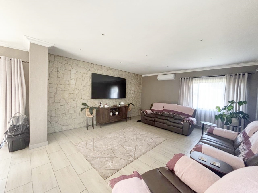 3 Bedroom Property for Sale in Vanderbijlpark SW 1 Gauteng