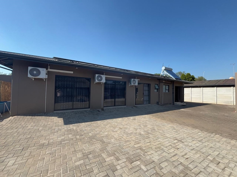 3 Bedroom Property for Sale in Vanderbijlpark SW 1 Gauteng