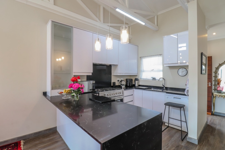 1 Bedroom Property for Sale in Broadacres Gauteng