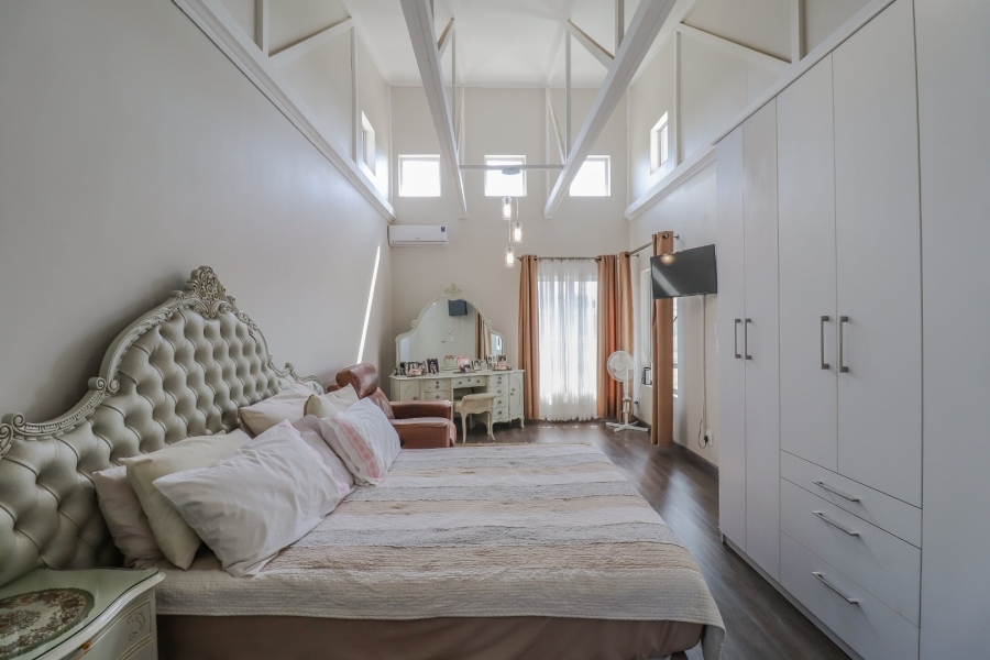 1 Bedroom Property for Sale in Broadacres Gauteng