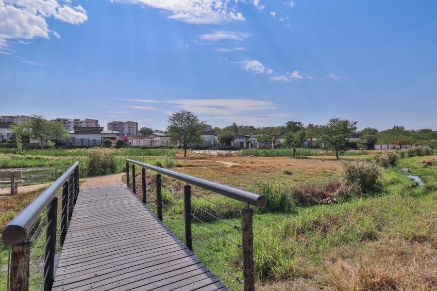 1 Bedroom Property for Sale in Broadacres Gauteng