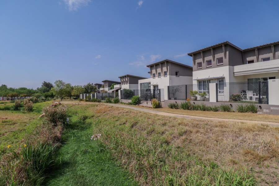 1 Bedroom Property for Sale in Broadacres Gauteng