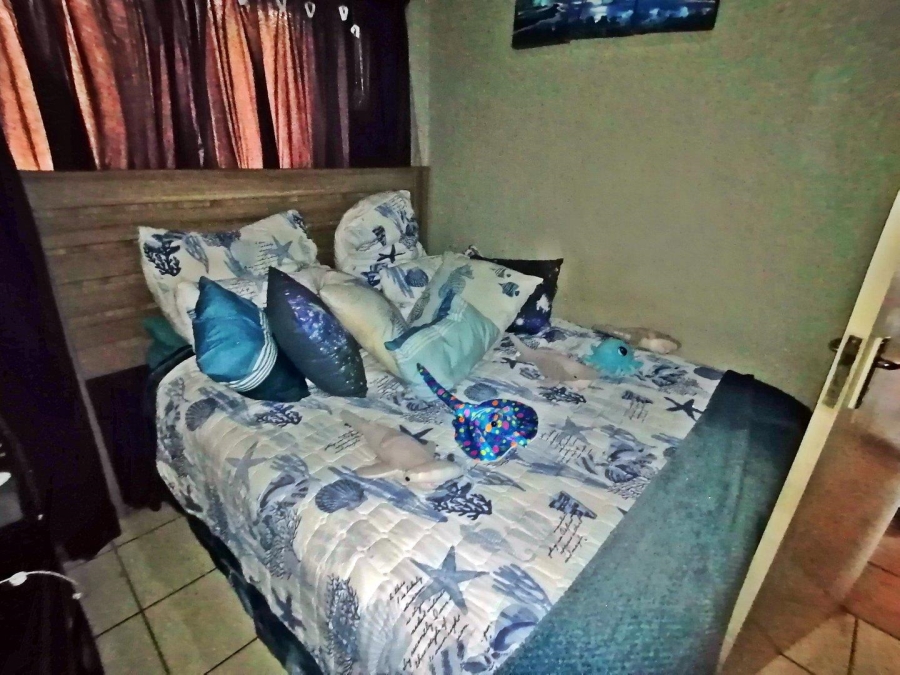 2 Bedroom Property for Sale in Witpoortjie Gauteng