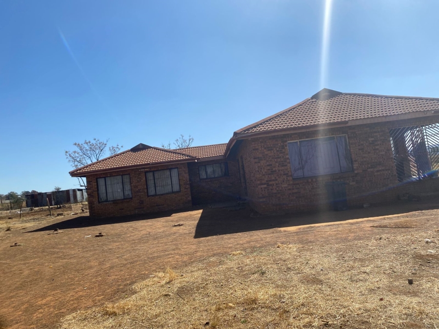 3 Bedroom Property for Sale in Ophir A H Gauteng