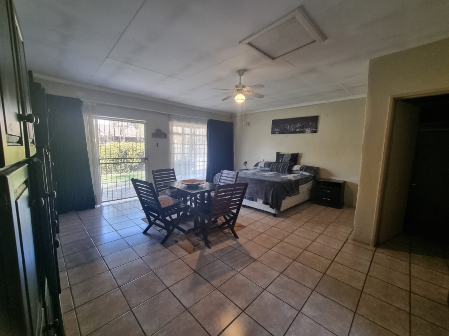 5 Bedroom Property for Sale in Vanderbijlpark SW 5 Gauteng