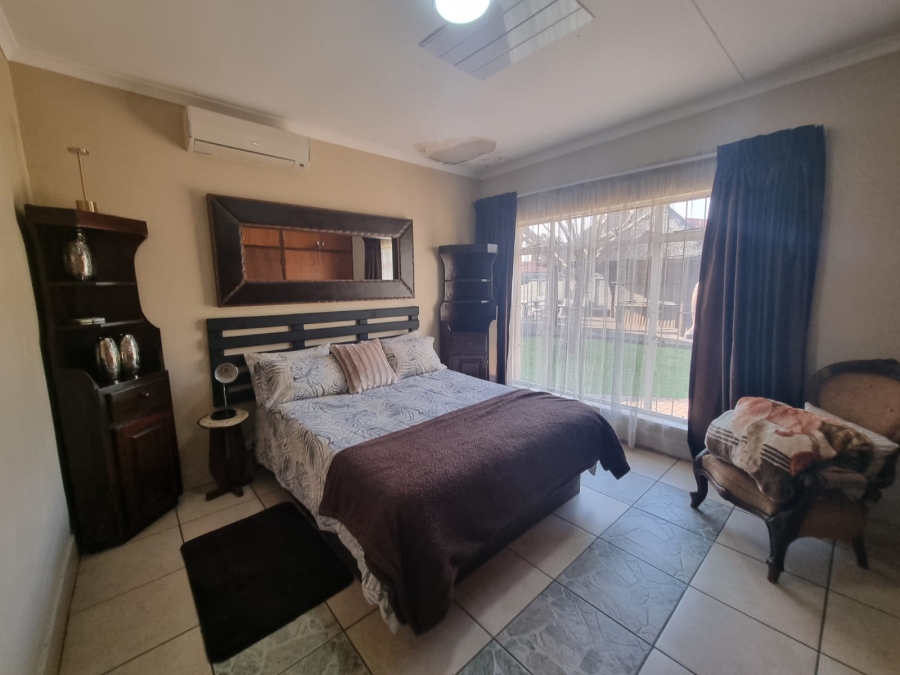 5 Bedroom Property for Sale in Vanderbijlpark SW 5 Gauteng