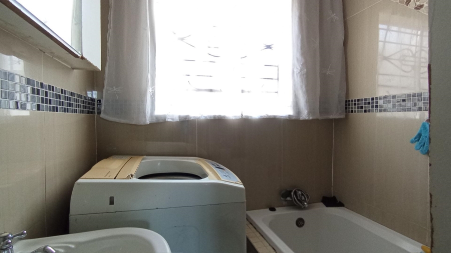 3 Bedroom Property for Sale in Olievenhoutbosch Gauteng