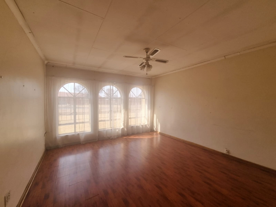 3 Bedroom Property for Sale in Arcon Park Gauteng