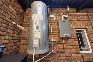 4 Bedroom Property for Sale in Magalieskruin Gauteng
