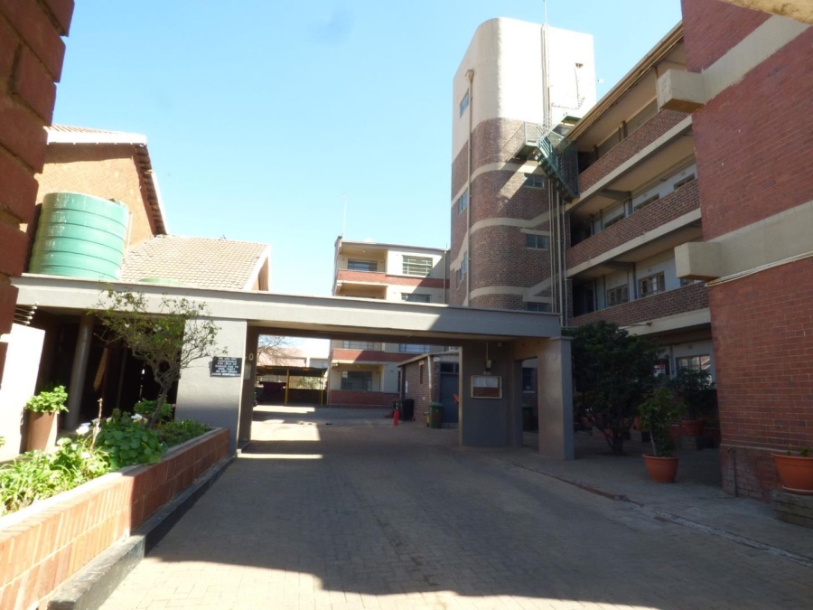 2 Bedroom Property for Sale in Benoni Central Gauteng