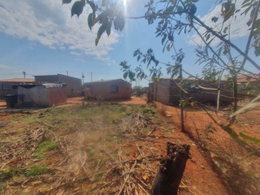 1 Bedroom Property for Sale in Bram Fischerville Gauteng