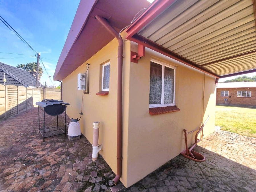 3 Bedroom Property for Sale in Vanderbijlpark SE 1 Gauteng