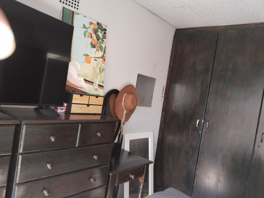 2 Bedroom Property for Sale in Peacehaven Gauteng