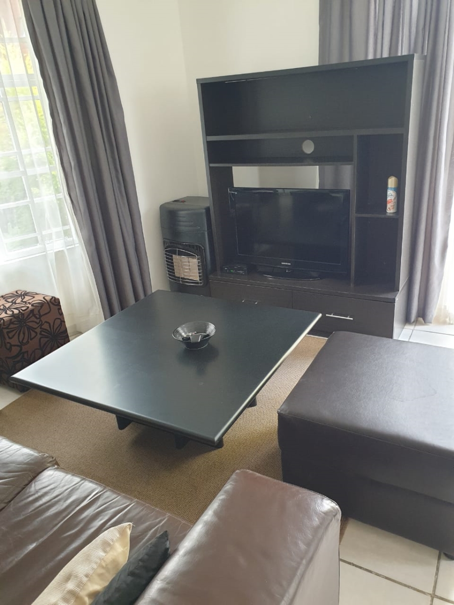 5 Bedroom Property for Sale in Silver Lakes Golf Estate Gauteng