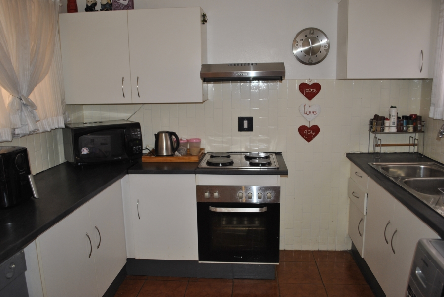 2 Bedroom Property for Sale in Krugersdorp North Gauteng
