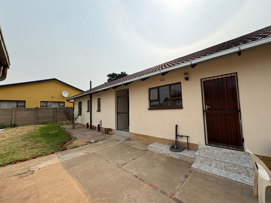 To Let 3 Bedroom Property for Rent in Vanderbijlpark SE 6 Gauteng