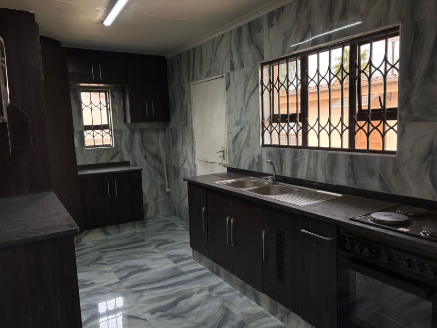 To Let 3 Bedroom Property for Rent in Vanderbijlpark SE 6 Gauteng