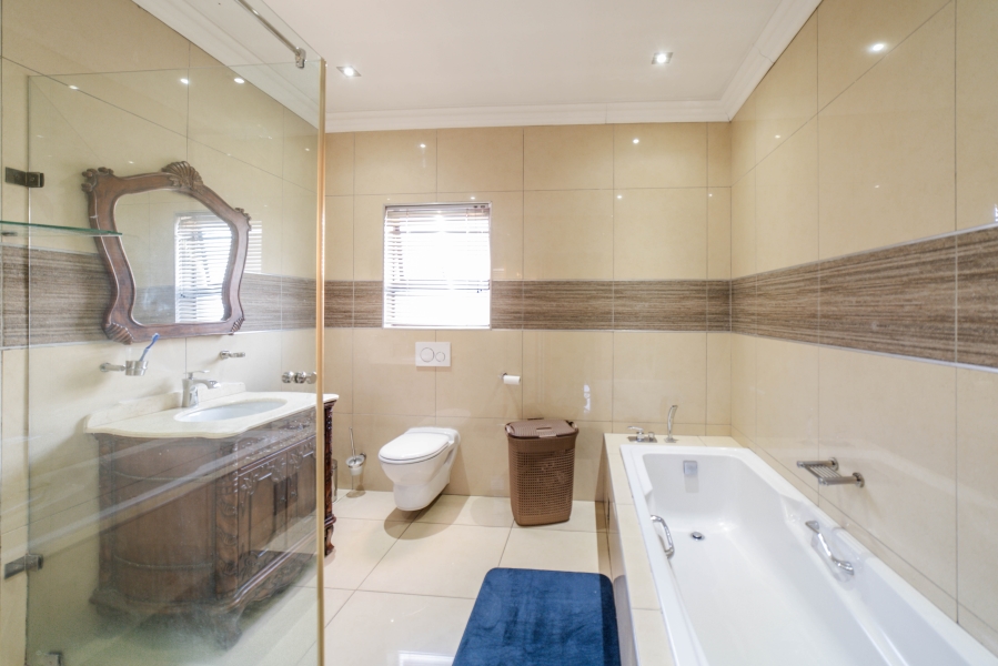 4 Bedroom Property for Sale in Savannah Hills Estate Gauteng