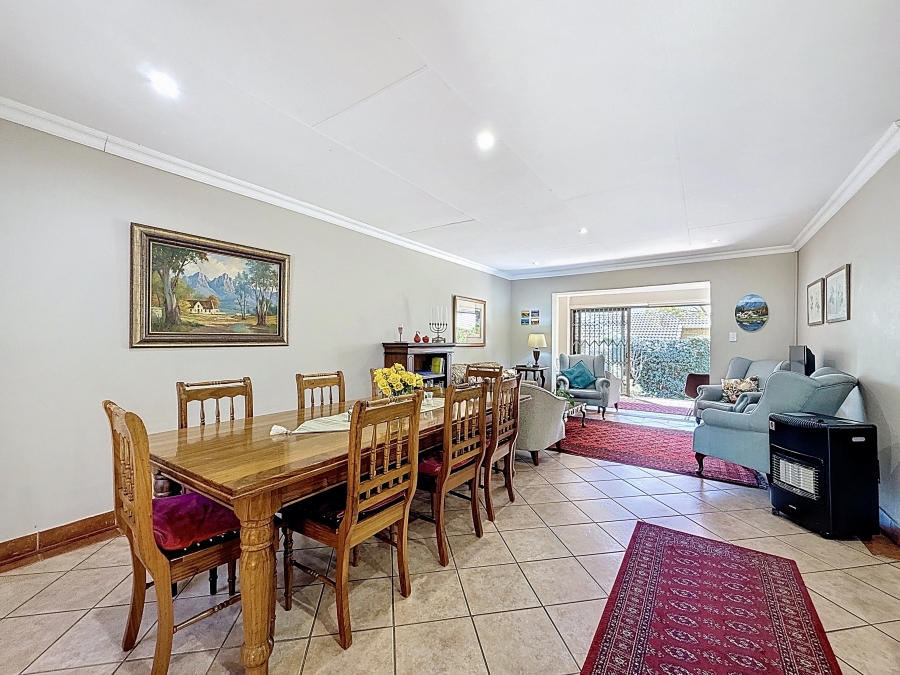 To Let 3 Bedroom Property for Rent in Equestria Gauteng