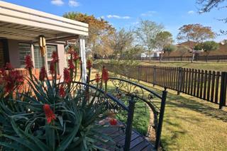 2 Bedroom Property for Sale in Montana Tuine Gauteng
