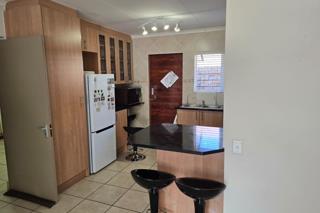 2 Bedroom Property for Sale in Montana Tuine Gauteng