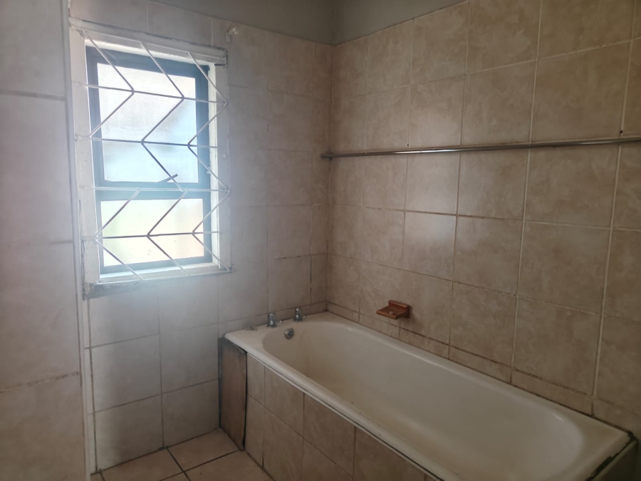 To Let 2 Bedroom Property for Rent in Riversdale Gauteng