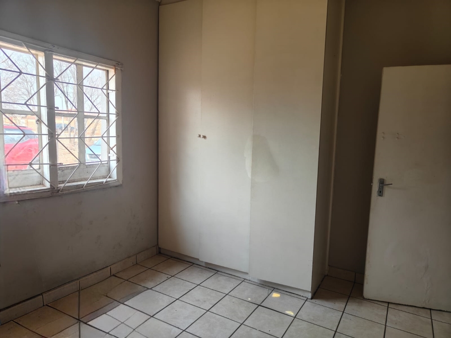 To Let 2 Bedroom Property for Rent in Riversdale Gauteng