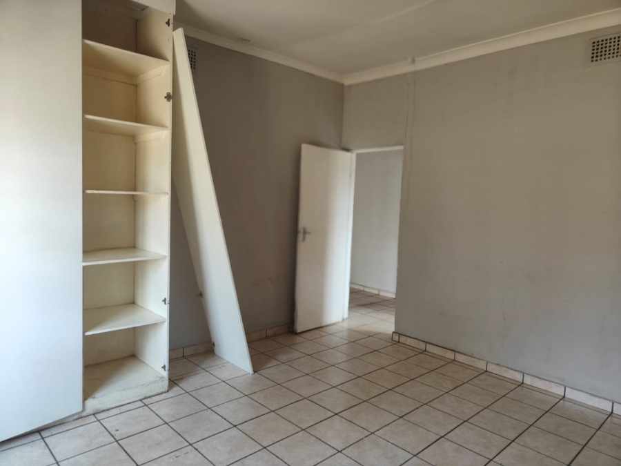 To Let 2 Bedroom Property for Rent in Riversdale Gauteng