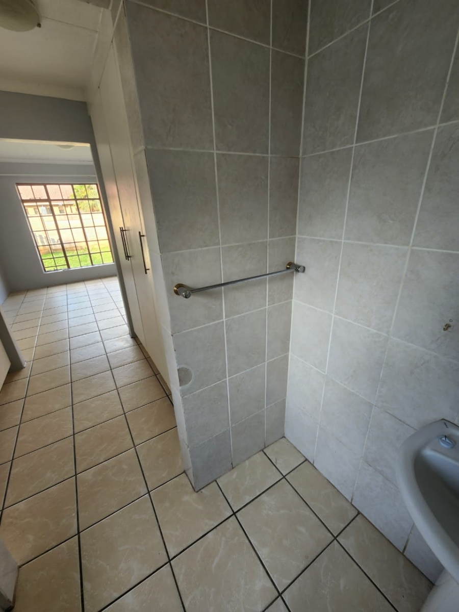 To Let 3 Bedroom Property for Rent in Meyerton Central Gauteng